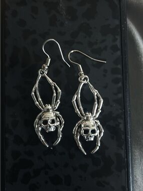 Silver Skull Spider Dangle Earrings - Women Jewelry